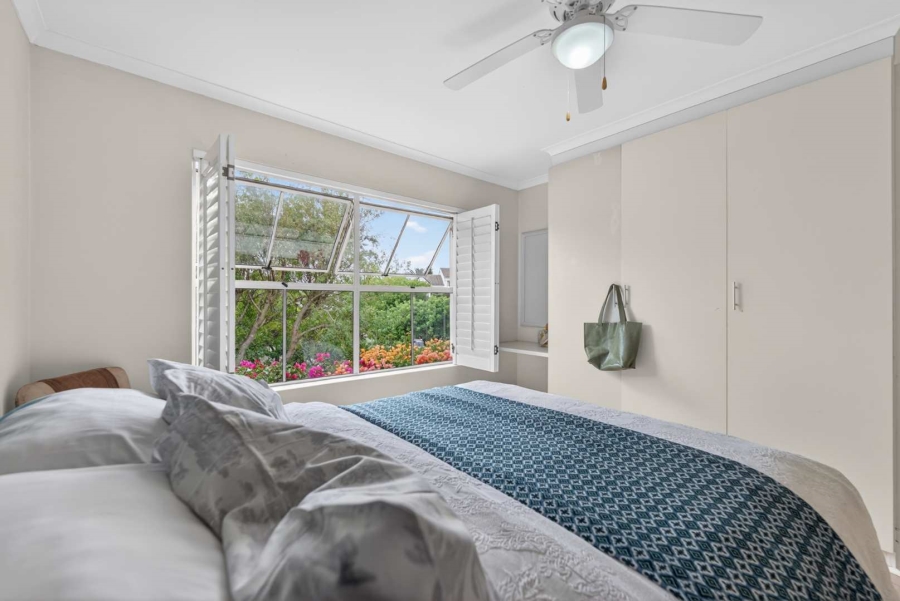 3 Bedroom Property for Sale in Vredehoek Western Cape